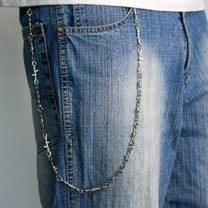 Silver Barbed Wire Wallet Chain